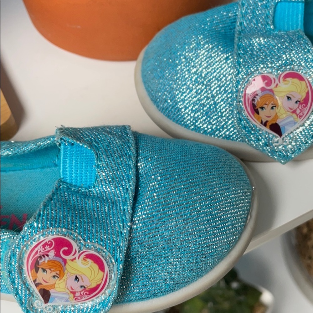 🎀Super cute Frozen Velcro slip on shoes🎀 - Picture 3 of 7